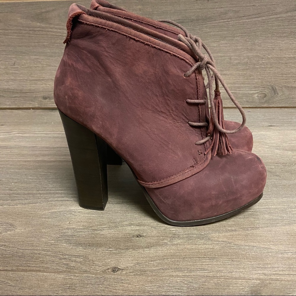 Steve Madden | Sashayy Tassel Ankle Booties Size 8